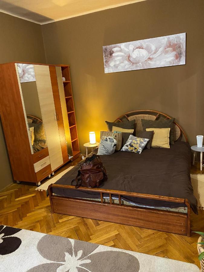 Ferienwohnung Szell 3 Apartman Szombathely Exterior foto