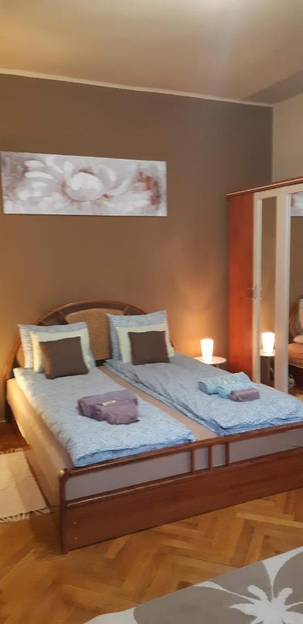 Ferienwohnung Szell 3 Apartman Szombathely Exterior foto