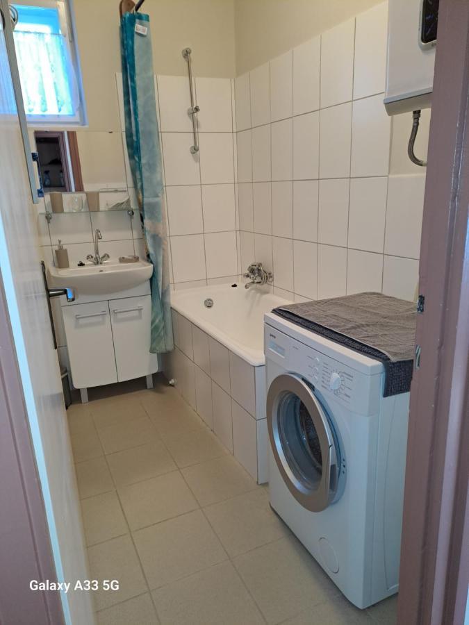 Ferienwohnung Szell 3 Apartman Szombathely Exterior foto